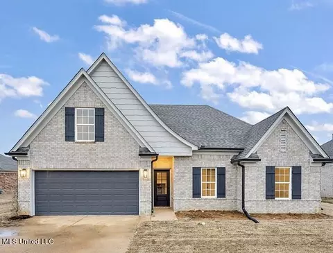 2300 Dela Dr, Southaven, MS 38672