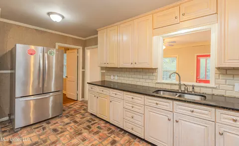 1069 Cedar Hill Dr, Jackson, MS 39206 photo 20