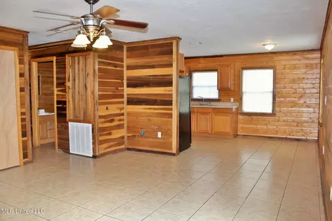 127 Joe Thomas Rd, Lucedale, MS 39452 photo 3