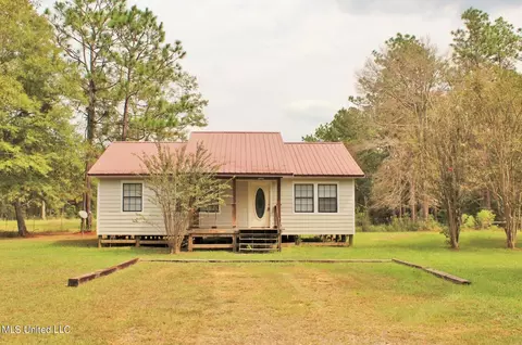 127 Joe Thomas Rd, Lucedale, MS 39452