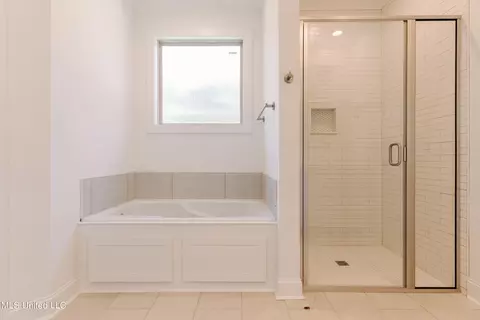 Bath - 124 Trace Pointe Pl, Clinton, MS 39056 photo 4 of 12