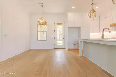 Dining - 124 Trace Pointe Pl, Clinton, MS 39056 photo 1 of 2