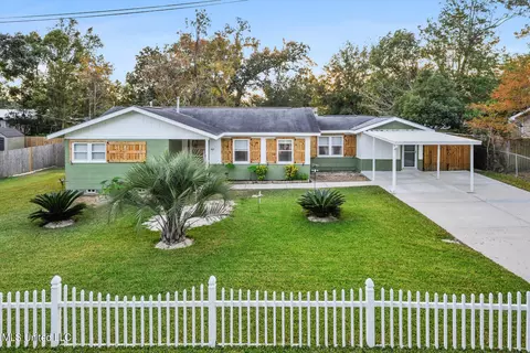 807 Ruth Ave, Gulfport, MS 39501