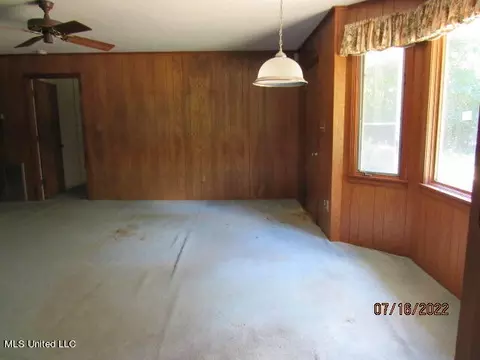 218 Brae Burn Dr, Jackson, MS 39211 photo 8