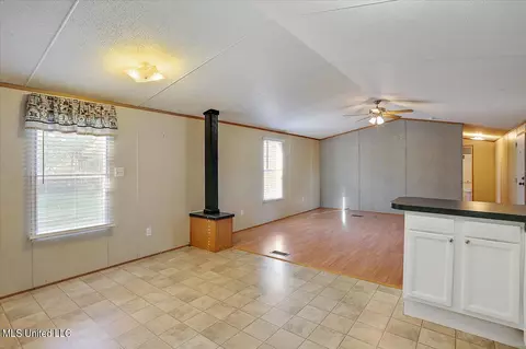 143 Cedar St, Florence, MS 39073 photo 7