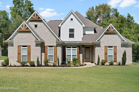 14466 Myers Plantation Cv, Byhalia, MS 38611