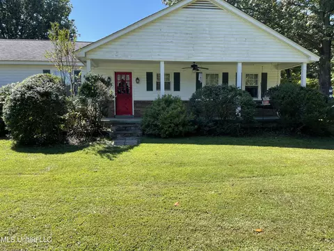 6845 Valerie Dr, Olive Branch, MS 38654