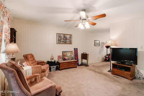 606 E Leake St, Clinton, MS 39056 photo 28