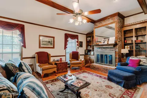 606 E Leake St, Clinton, MS 39056 photo 7