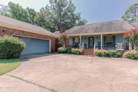 606 E Leake St, Clinton, MS 39056 photo 3