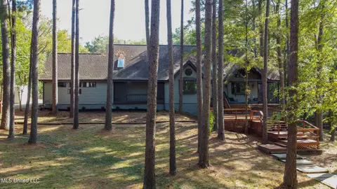 7765 Mary Dudley Dr, Olive Branch, MS 38654