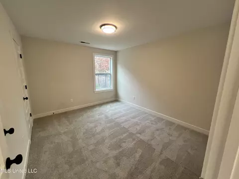 6805 W Sunrise Lp, Olive Branch, MS 38654 photo 13