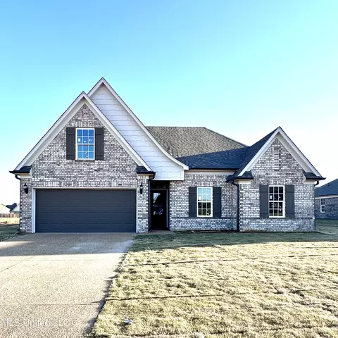 2311 Dela Dr, Southaven, MS 38672