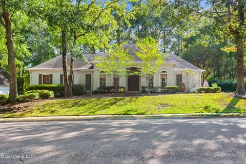 121 Reserve Xing, Madison, MS 39110 photo 2