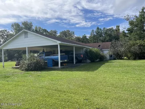 58 Bell Rd, Wiggins, MS 39577 photo 5