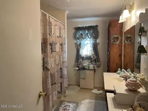 58 Bell Rd, Wiggins, MS 39577 photo 9