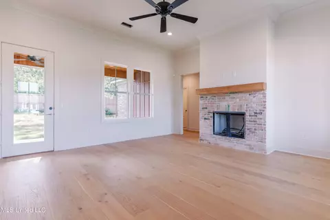 Living - 126 Trace Pointe Pl, Clinton, MS 39056 photo 1 of 4
