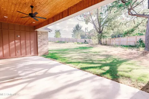 Exterior - 126 Trace Pointe Pl, Clinton, MS 39056 photo 12 of 18