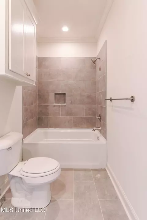 Bath - 126 Trace Pointe Pl, Clinton, MS 39056 photo 8 of 12