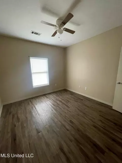 790 Hunter Ln, Jackson, MS 39212 photo 7