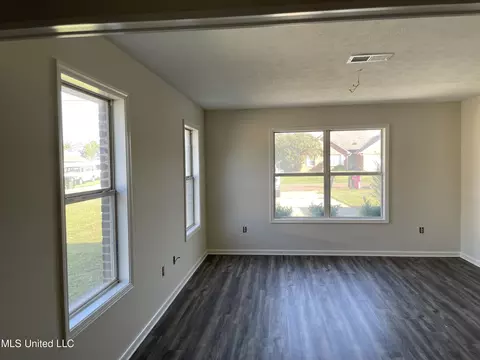 111 Jody Dr, Canton, MS 39046 photo 4