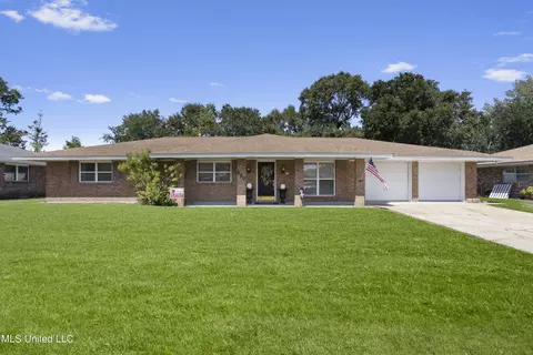 550 Mockingbird Dr, Long Beach, MS 39560 photo 1