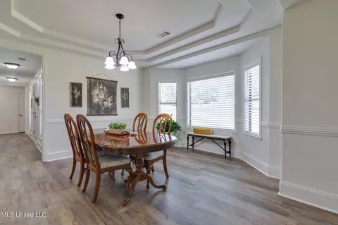 2258 Legends Dr, Nesbit, MS 38651 photo 6