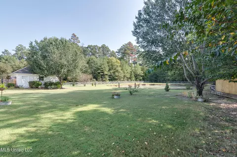 2258 Legends Dr, Nesbit, MS 38651 photo 42