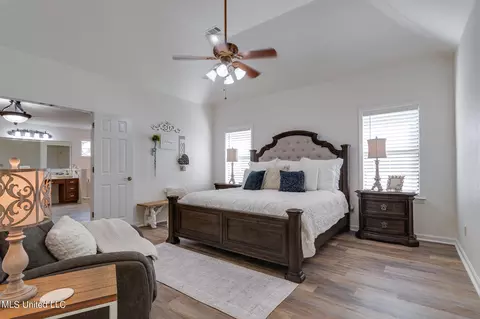 2258 Legends Dr, Nesbit, MS 38651 photo 16