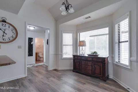 2258 Legends Dr, Nesbit, MS 38651 photo 12