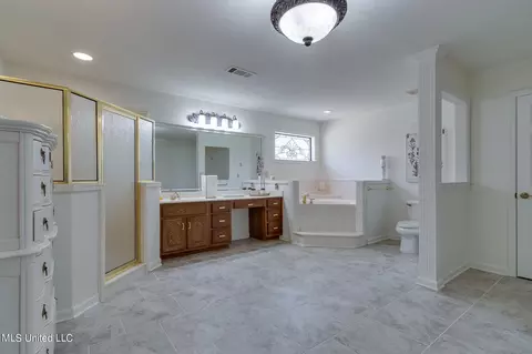 2258 Legends Dr, Nesbit, MS 38651 photo 18