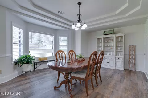 2258 Legends Dr, Nesbit, MS 38651 photo 5