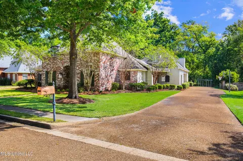 228 Hickory Gln, Madison, MS 39110 photo 4