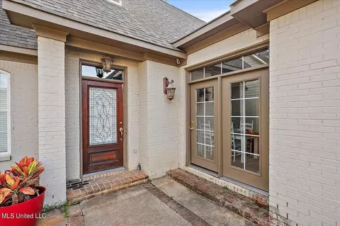 22 Savannah Cir, Brandon, MS 39047