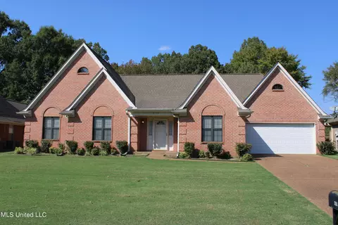 8798 Bell Forrest Dr, Olive Branch, MS 38654