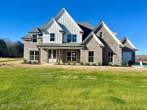 3763 Watson Desoto Rd, Byhalia, MS 38611