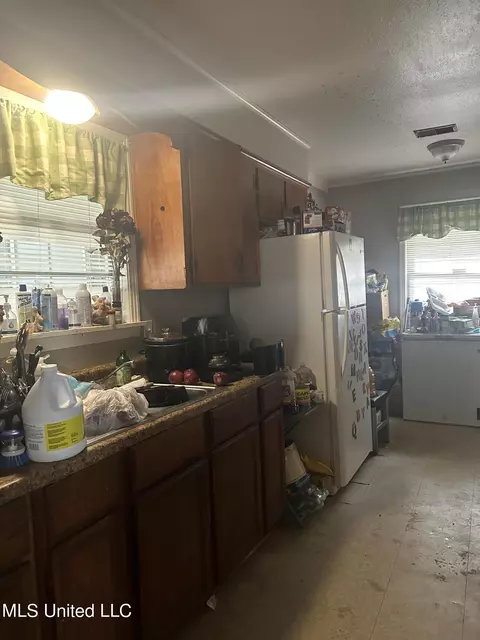 343 N Flag Chapel Rd, Jackson, MS 39209 photo 7