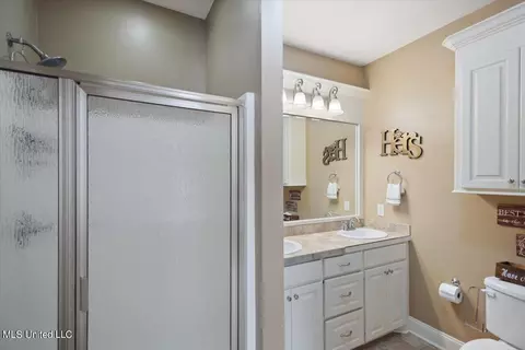 136 Gaddy Dr, Byram, MS 39272 photo 16