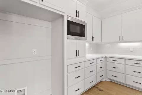 Kitchen - 101 Lakecrest Dr, Madison, MS 39110 photo 7 of 7