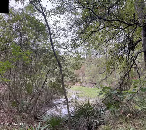 2800 Lake View Rd, Hattiesburg, MS 39401