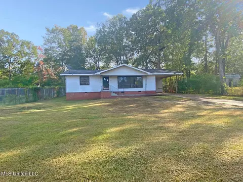 1377 W Mcdowell Rd, Jackson, MS 39204