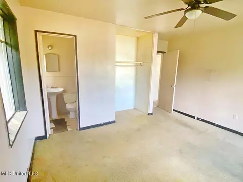 1377 W Mcdowell Rd, Jackson, MS 39204 photo 6