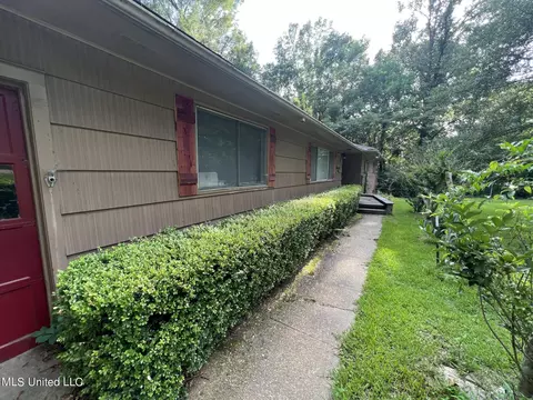 1015 Adkins Blvd, Jackson, MS 39211 photo 3