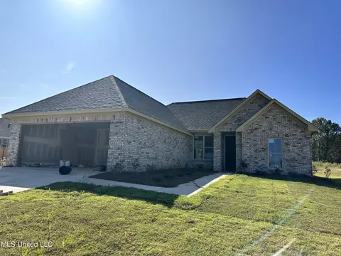 407 Butternut Dr, Canton, MS 39046