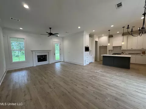 418 Butternut Dr, Canton, MS 39046 photo 6