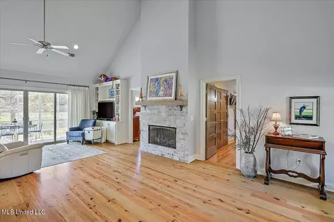 103 Pine Grove Ln, Florence, MS 39073 photo 8