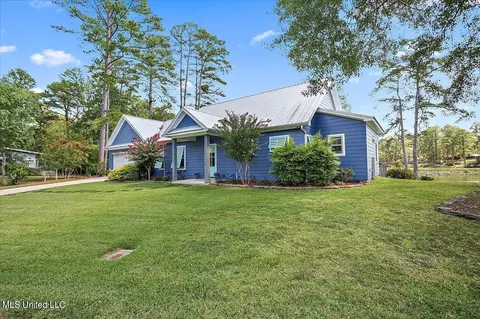 103 Pine Grove Ln, Florence, MS 39073 photo 2