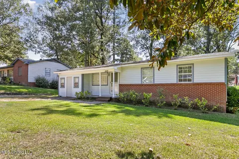 1909 Edwin Ave, Pearl, MS 39208