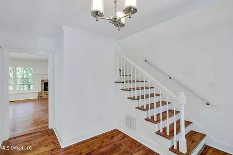 103 Hickory Cv, Brandon, MS 39047 photo 9
