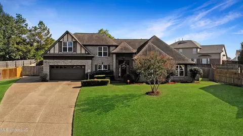 10643 Parker Cv, Olive Branch, MS 38654